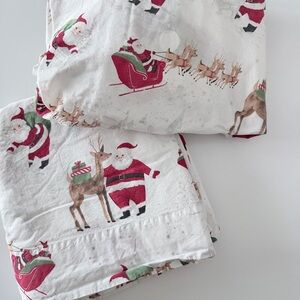 Pottery Barn Kids Festive Santa and Reindeer Sheet Set Full Size